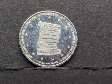 1 Oz. .999 FINE SILVER United States Constitution Designed Round