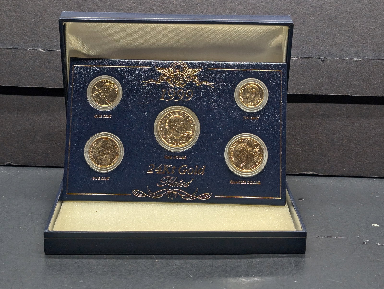 24k Gold *LAYERED* 1999 Year Coin Collection in Display Box (1 of 3)