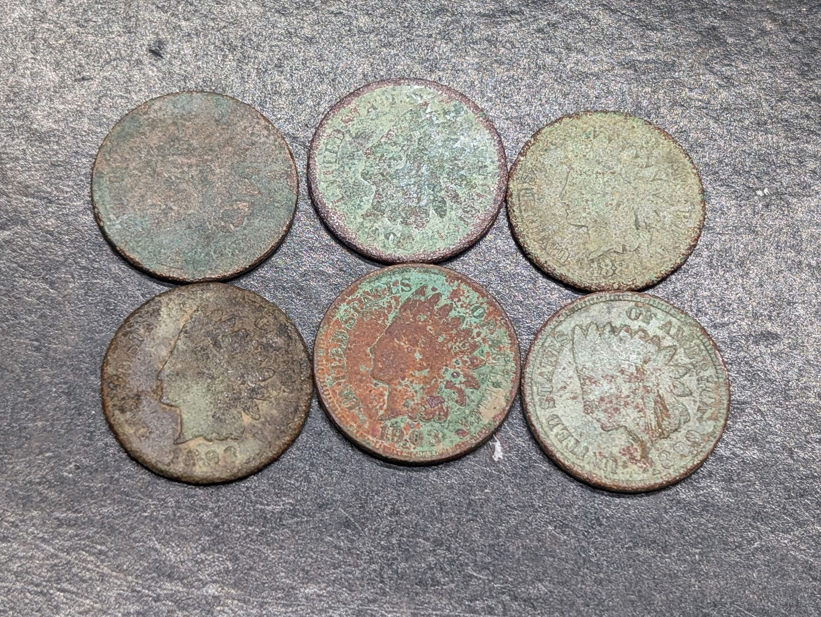 (6) 1880-1903 "Weak Date" Indian Head Cents (1 of 5)