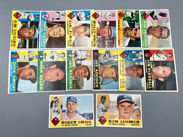 Lot of (14) 1960 Topps Stars -Varying Conditions