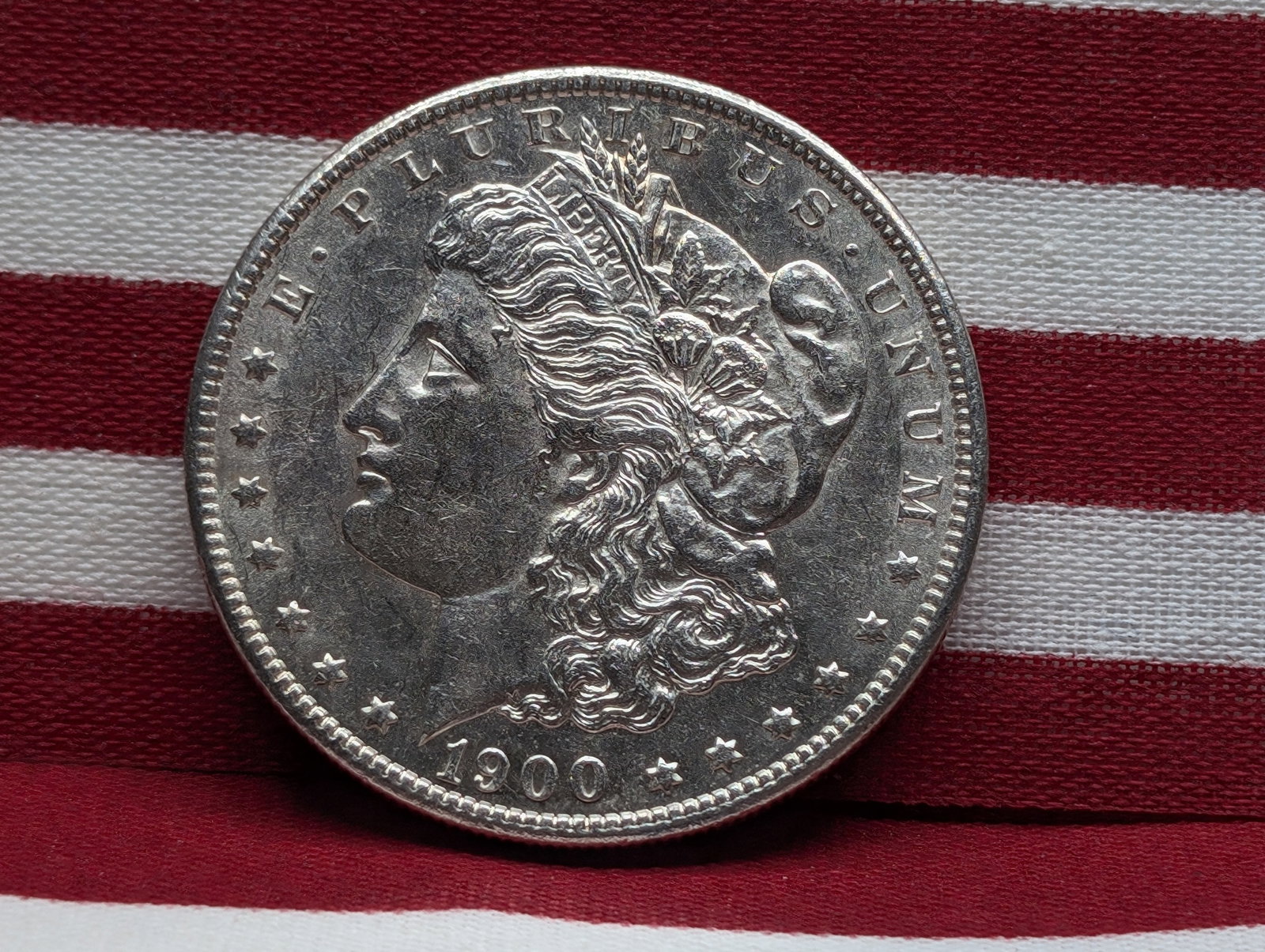 1900 Morgan Dollar: 1900 Morgan Dollar