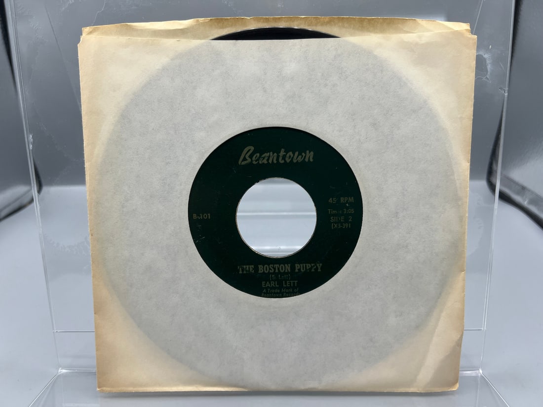 1969 Earl Lett The Boston Puppy/Soul Sax 45 RPM Record - B-101: 1969 Earl Lett The Boston Puppy/Soul Sax 45 RPM Record - B-101 - Records have not been tested by the auction house for play quality. All items are sold as is.