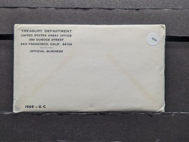 1969 P&D Uncirculated Coin Set In OGP Includes 40% Silver Kennedy Half Dollar