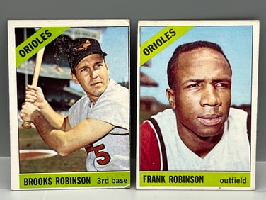 1966 Topps Brooks Robinson #390 & Frank Robinson #310