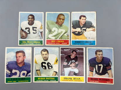 Lot of (7) 1964 Philadelphia Football Cards - Varying Conditions: Lot of (7) 1964 Philadelphia Football Cards - Varying Conditions