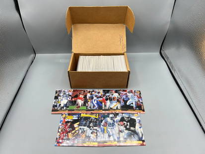 Box of (400+) 1999 Upper Deck Football Cards W/ Stars - Varying Conditions: Box of (400+) 1999 Upper Deck Football Cards W/ Stars - Varying Conditions