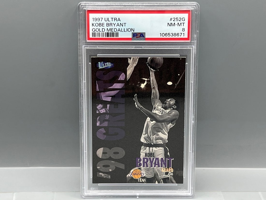 1997 Ultra Kobe Bryant Gold Medallion #252G PSA NM-MT 8 (1 of 2)