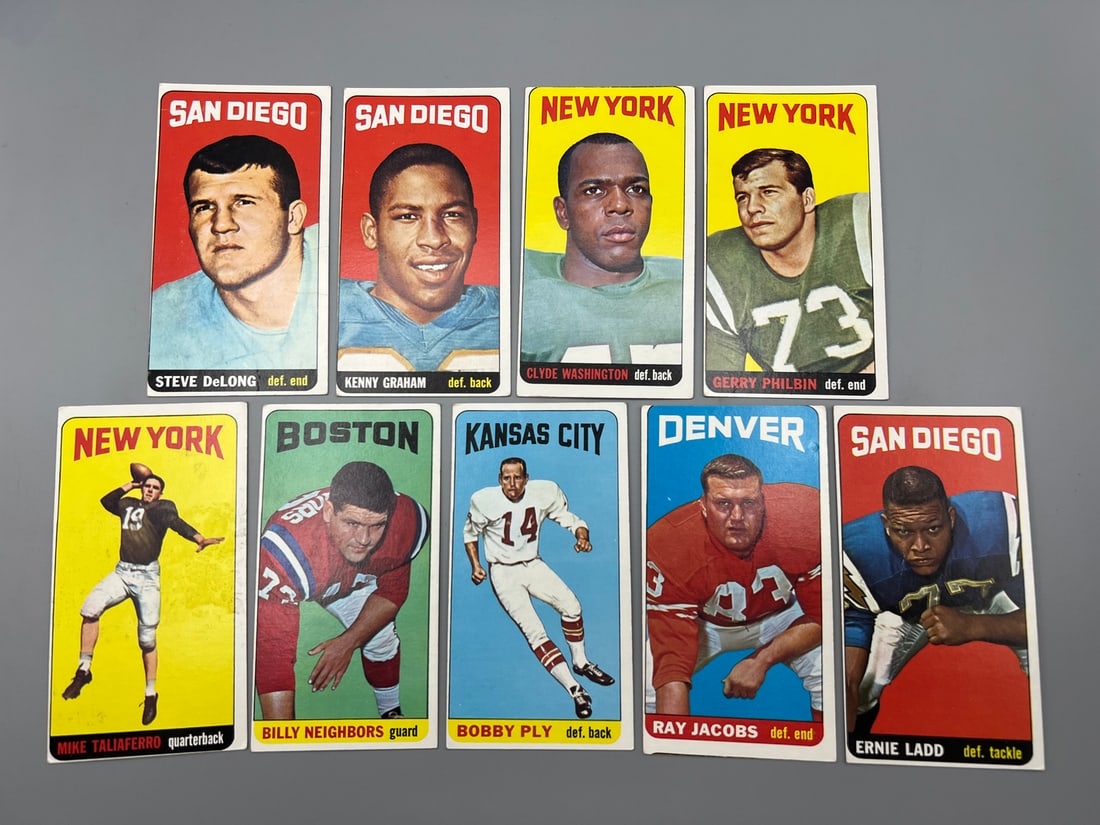 Lot of (9) 1965 Topps Football Cards - Varying Conditions (1 of 2)