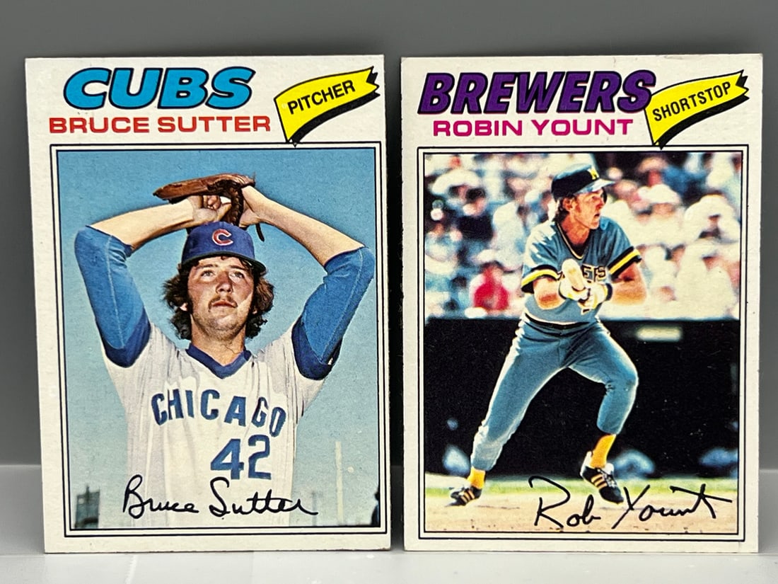 1977 Topps Bruce Sutter RC #144 & Robin Yount #635 (1 of 2)