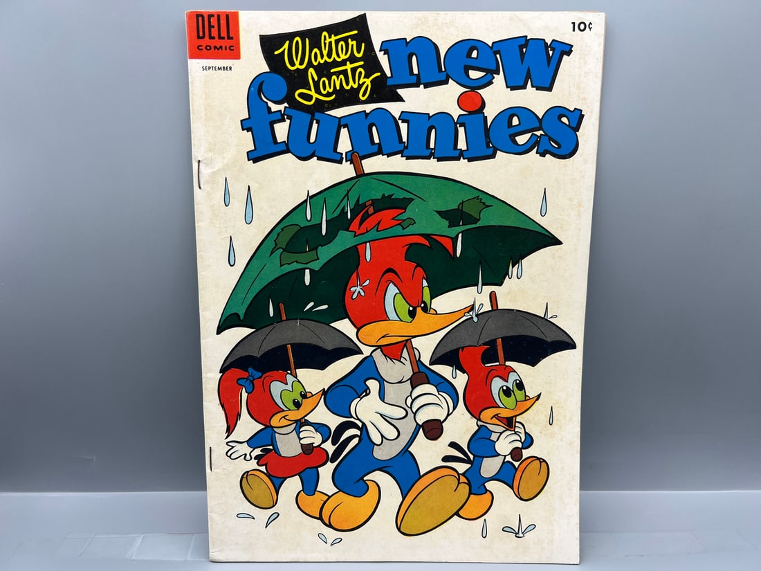 Walter Lantz New Funnies #211 (1 of 5)