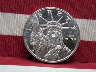 1 Oz. .999 FINE SILVER Statue of Liberty Designed Round