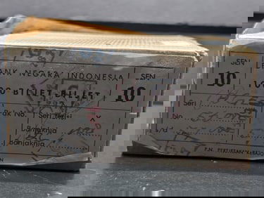 1966 CRISP UNC Bank of Indonesia 10 Sen - Brick of 1,000 Currency Notes - Bank Wrapped