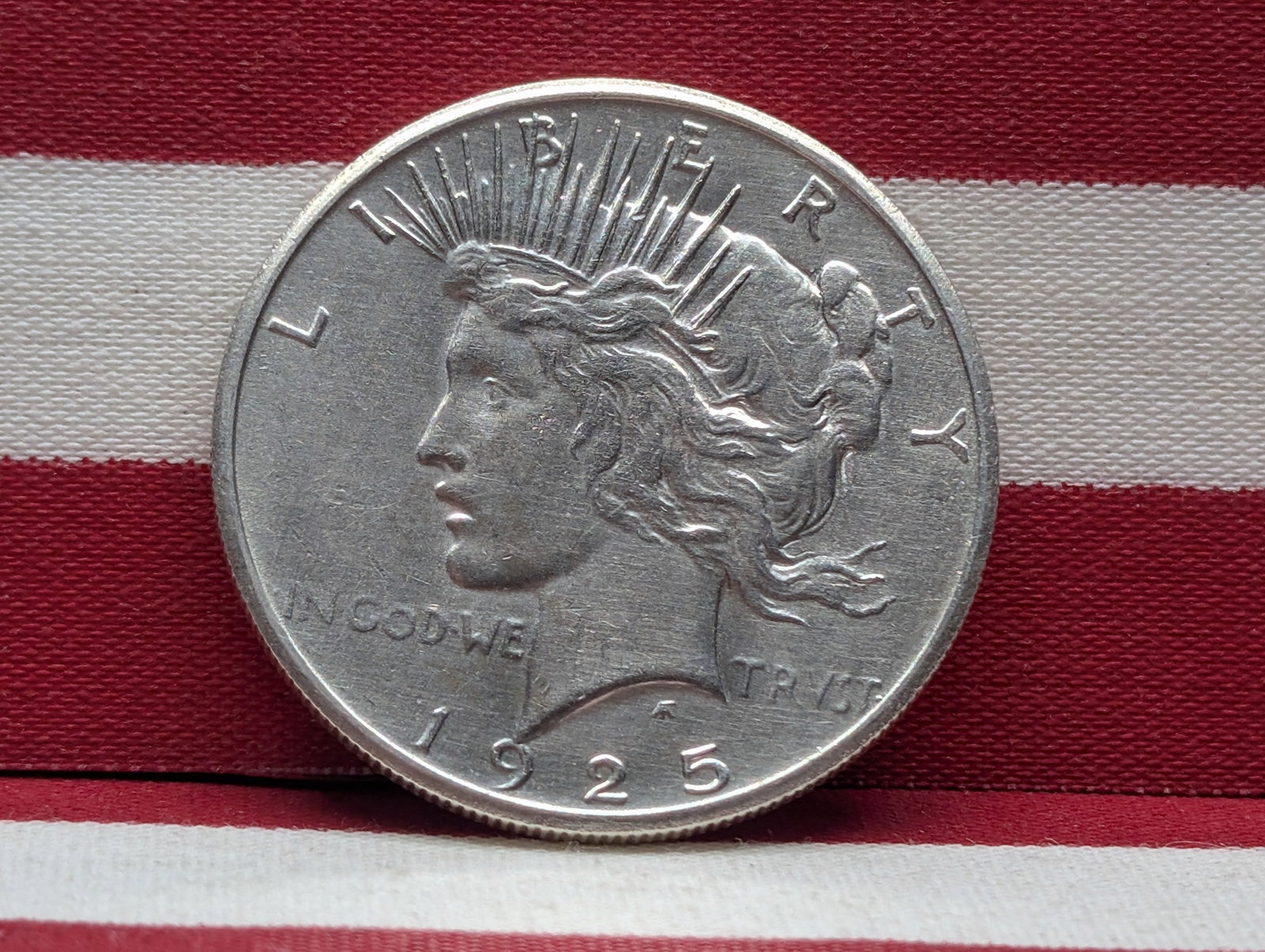 1925 Peace Dollar: 1925 Peace Dollar