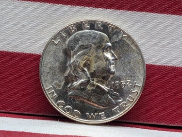 1952-D Franklin Silver Half Dollar **BRILLIANT UNC**