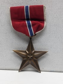 U.S. Bronze Star (Named James W. Davis R-036038359)