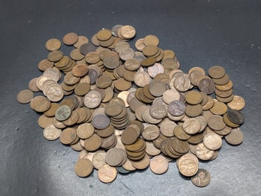 300 Lincoln Head Wheat Cents.