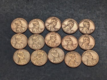 15 - Lincoln Wheat Cents - Better than average Circulated Condition