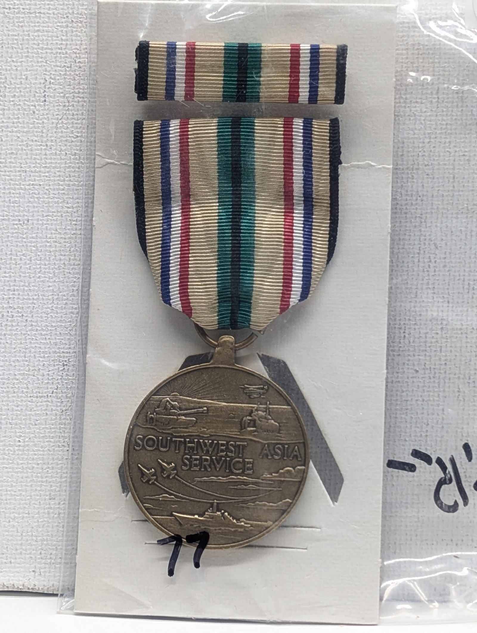 U.S. Southwest Asia Service Medal With Ribbon: U.S. Southwest Asia Service Medal With Ribbon