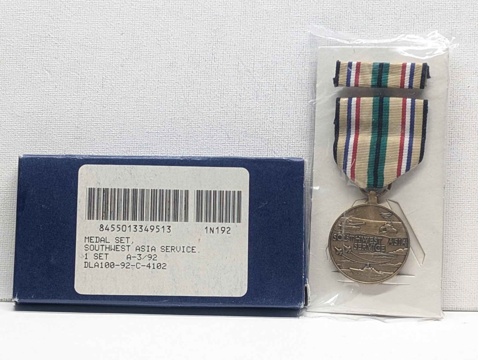 U.S. Southwest Asia Service Medal With Ribbon: U.S. Southwest Asia Service Medal With Ribbon