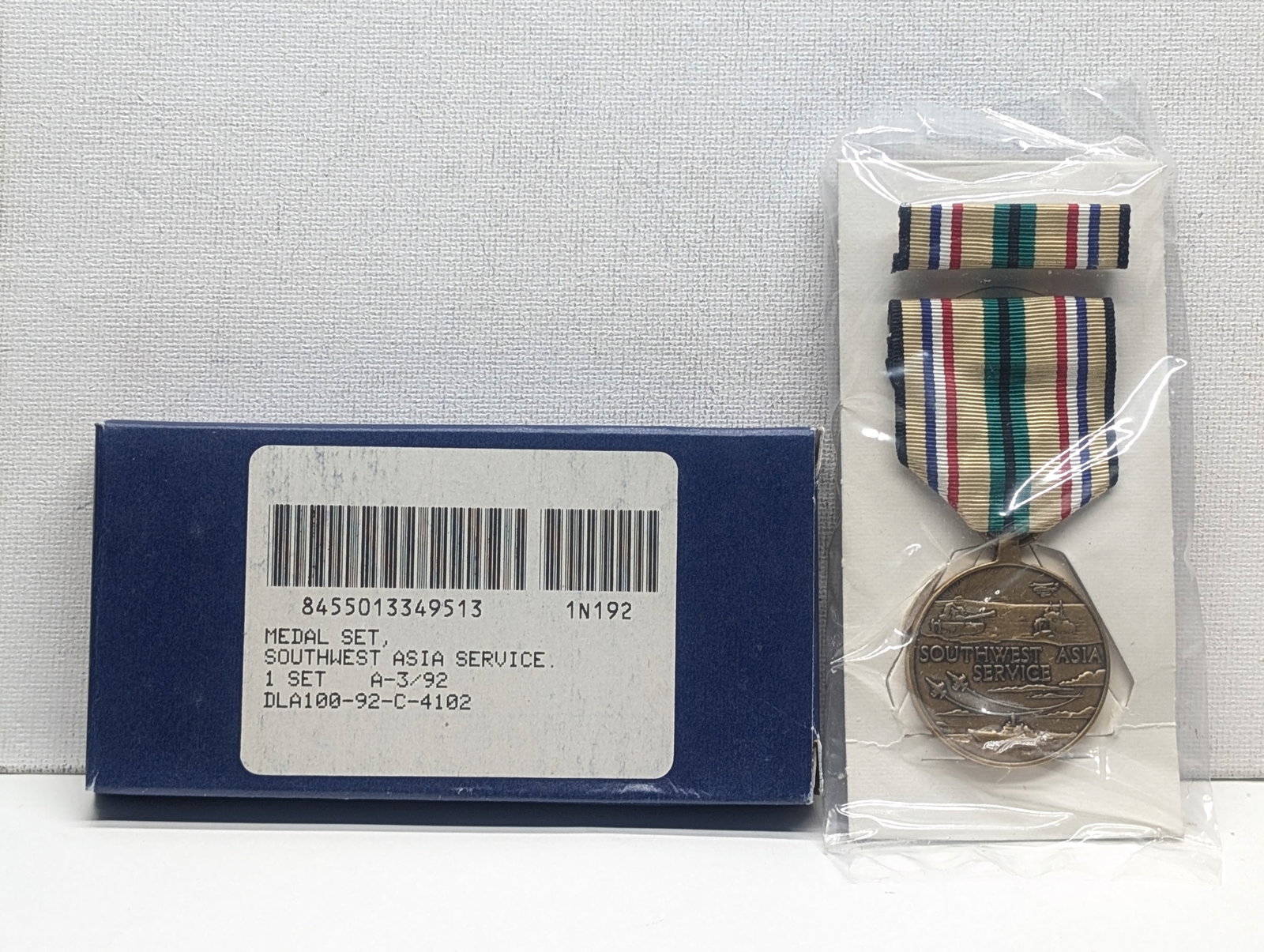 U.S. Southwest Asia Service Medal With Ribbon: U.S. Southwest Asia Service Medal With Ribbon