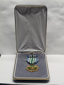 Boxed U.S.M.C. Joint Services Commendation Medal With Ribbon & Lapel Pin