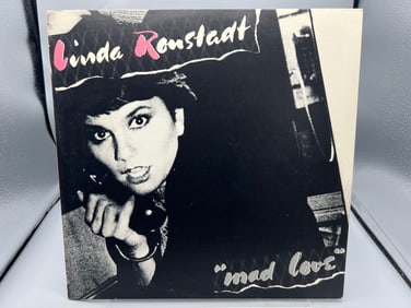 1980 Linda Ronstadt Mad Love Vinyl Album - 5E-510