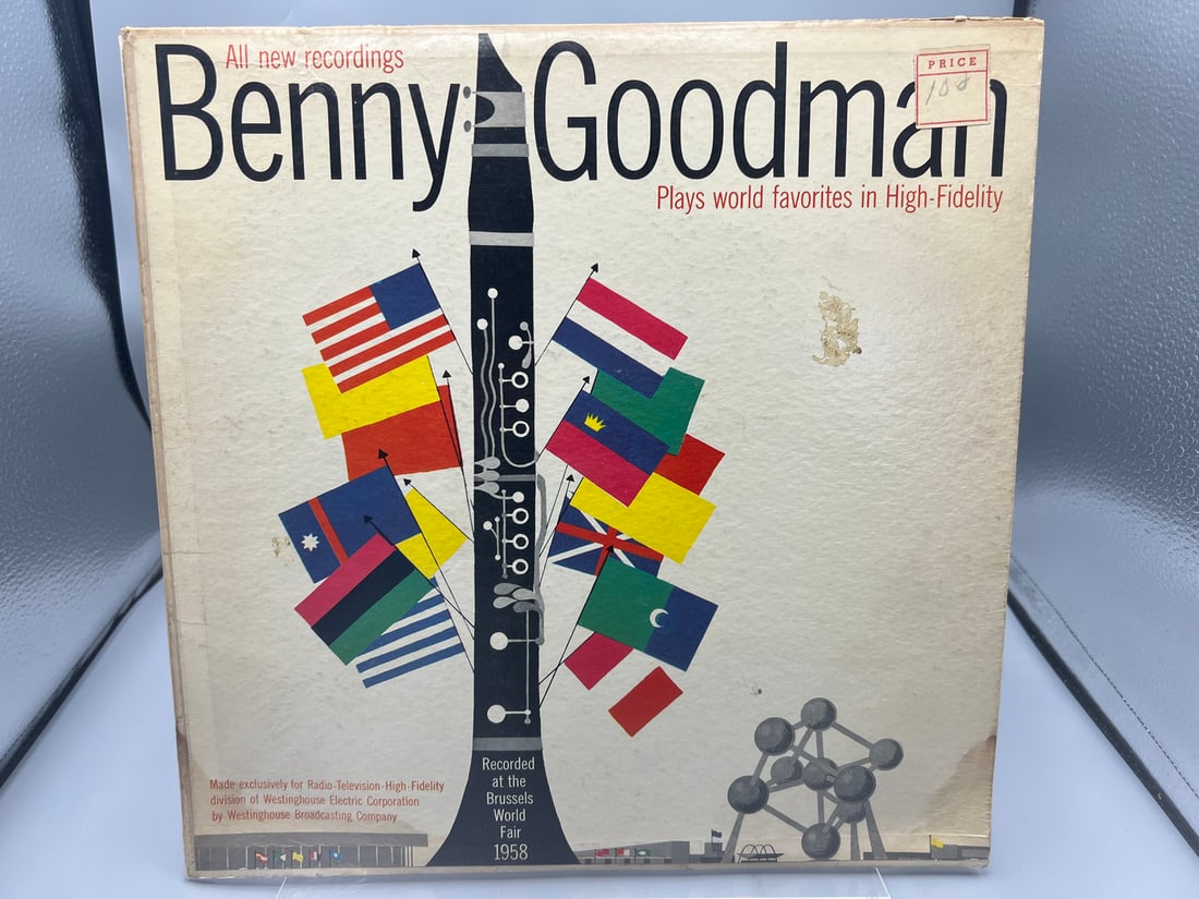 1958 Benny Goodman Plays World Favorites Vinyl Album: 1958 Benny Goodman Plays World Favorites Vinyl Album - Records have not been tested by the auction house for play quality. All items are sold as is.