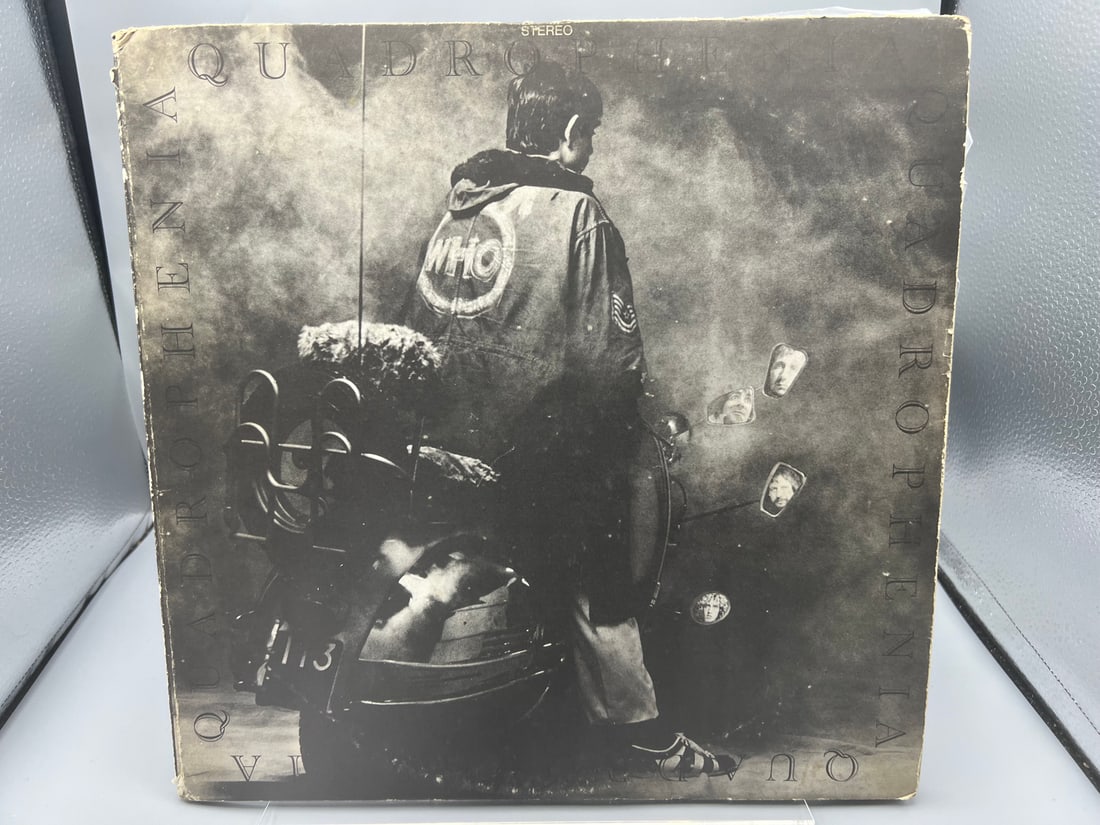 1973 The Who Quadrophenia Vinyl Album - MCA2-10004: 1973 The Who Quadrophenia Vinyl Album - MCA2-10004 - Records have not been tested by the auction house for play quality. All items are sold as is.