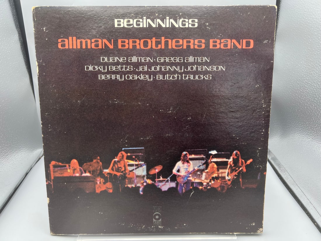 1973 The Allman Brothers Band Beginnings Vinyl Album - SD 2-805: 1973 The Allman Brothers Band Beginnings Vinyl Album - SD 2-805 - Records have not been tested by the auction house for play quality. All items are sold as is.
