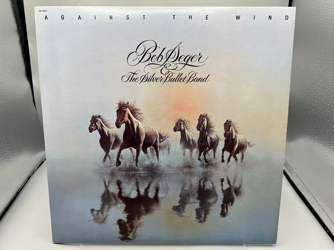 1980 Bob Seger And The Silver Bullet Band Against The Wind Vinyl Album - SOO-12041: 1980 Bob Seger And The Silver Bullet Band Against The Wind Vinyl Album - SOO-12041 - Records have not been tested by the auction house for play quality. All items are sold as is.