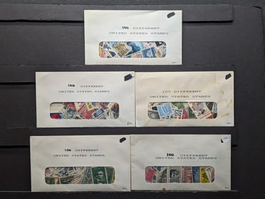 Lot of 500 Assorted U.S. Stamps