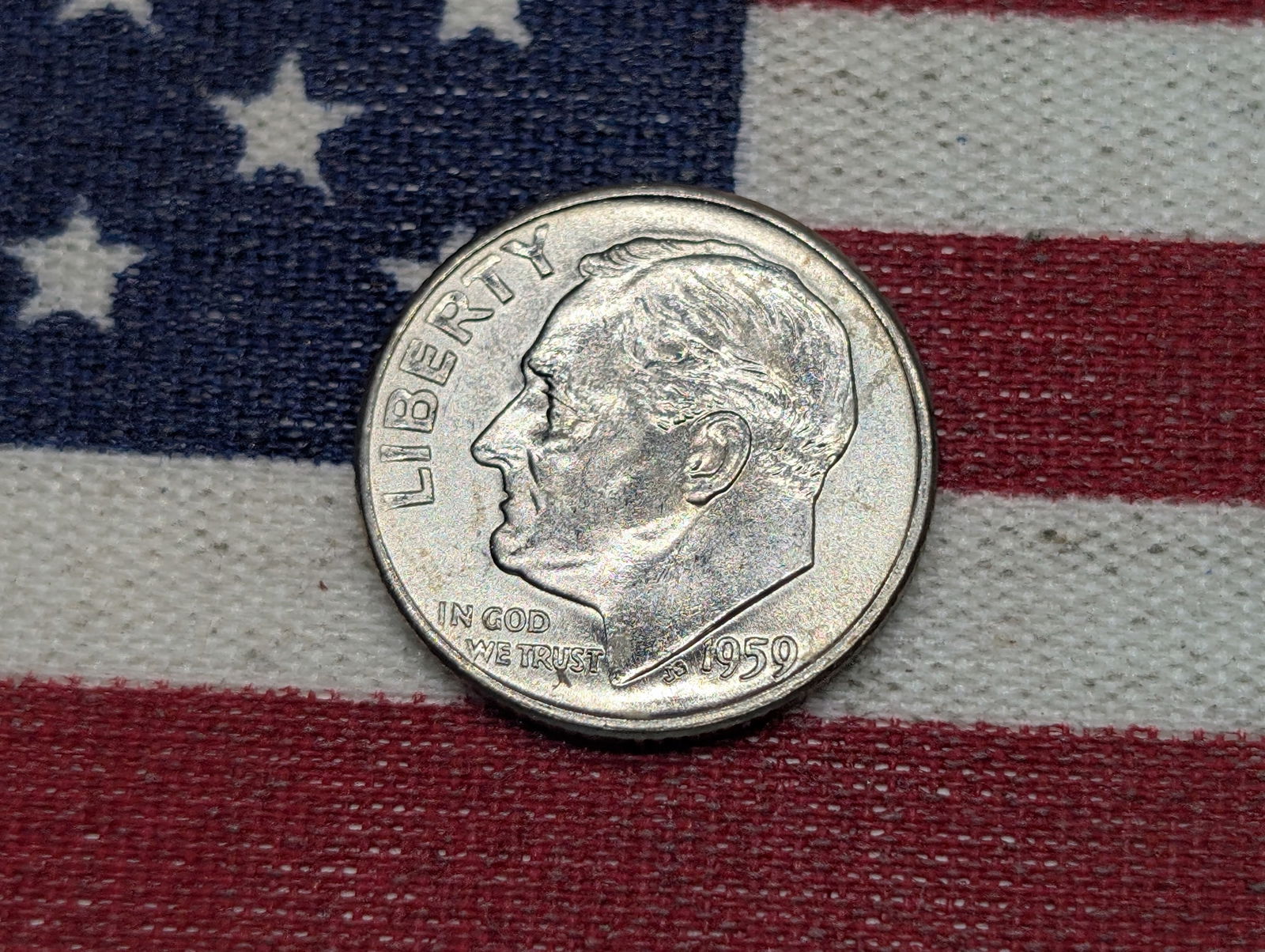 1959 D, 90% Silver BU Roosevelt Dime, 66 Years Old (1 of 2)
