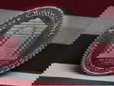 1/2 Oz. .999 FINE SILVER Peace Dove Designed Round