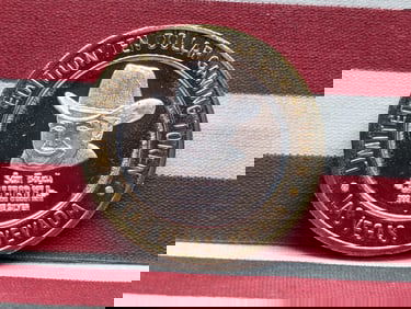 Limited Edition .999 FINE SILVER Center California Casino $10 Gaming Token in Capsule Featuring The