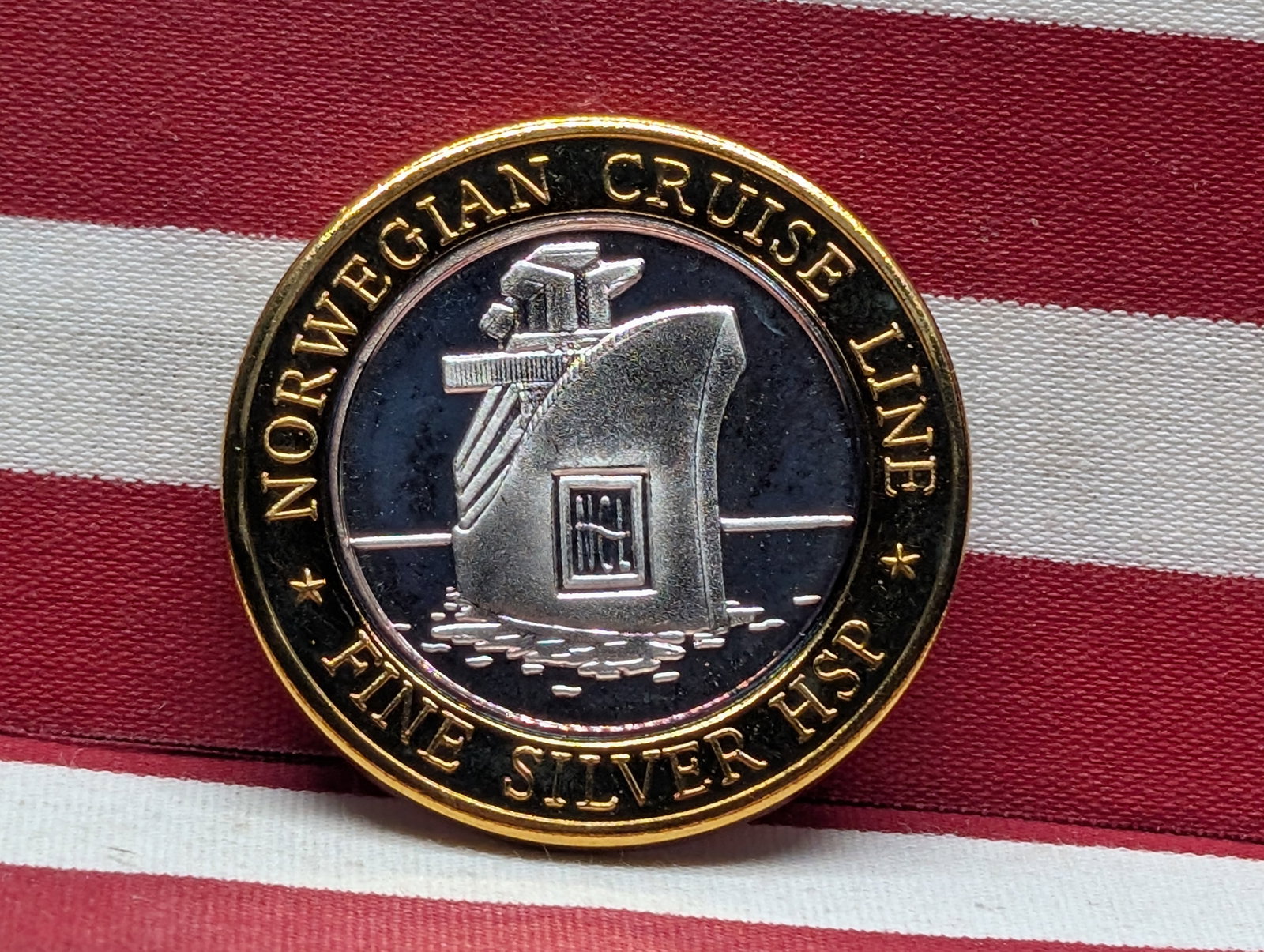 $10 Casino Token Norwegian Cruise Lines Lost Ship (.999 Heavy Silver Plated Center): $10 Casino Token Norwegian Cruise Lines Lost Ship (.999 Heavy Silver Plated Center)