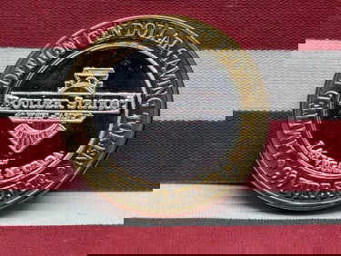 Limited Edition .999 FINE SILVER Center Boulder Station Casino $10 Gaming Token in Capsule