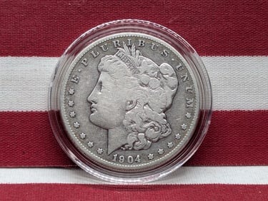 1904-S Morgan. Semi-Key.