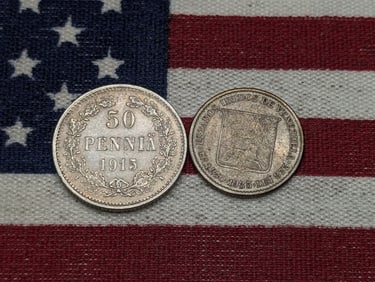 1915 Finland 50 Silve Pennia & 1935 South American 1 83.5% Silver Bolivar (2 PCS)