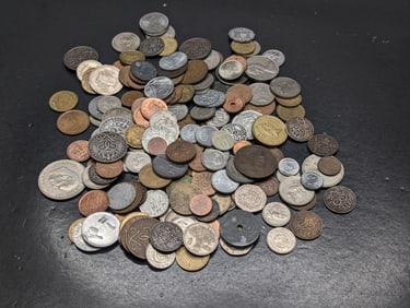 Bag of 1.5 Lbs. of Various Vintage & Modern World Coins