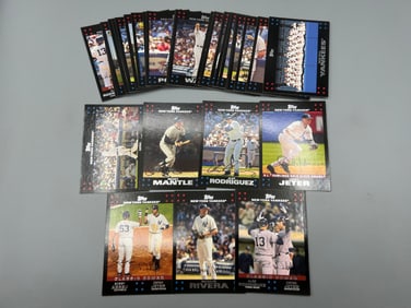 2007 Topps New York Yankees Baseball Team Set - Derek Jeter, Mariano Rivera, Alex Rodriguez -