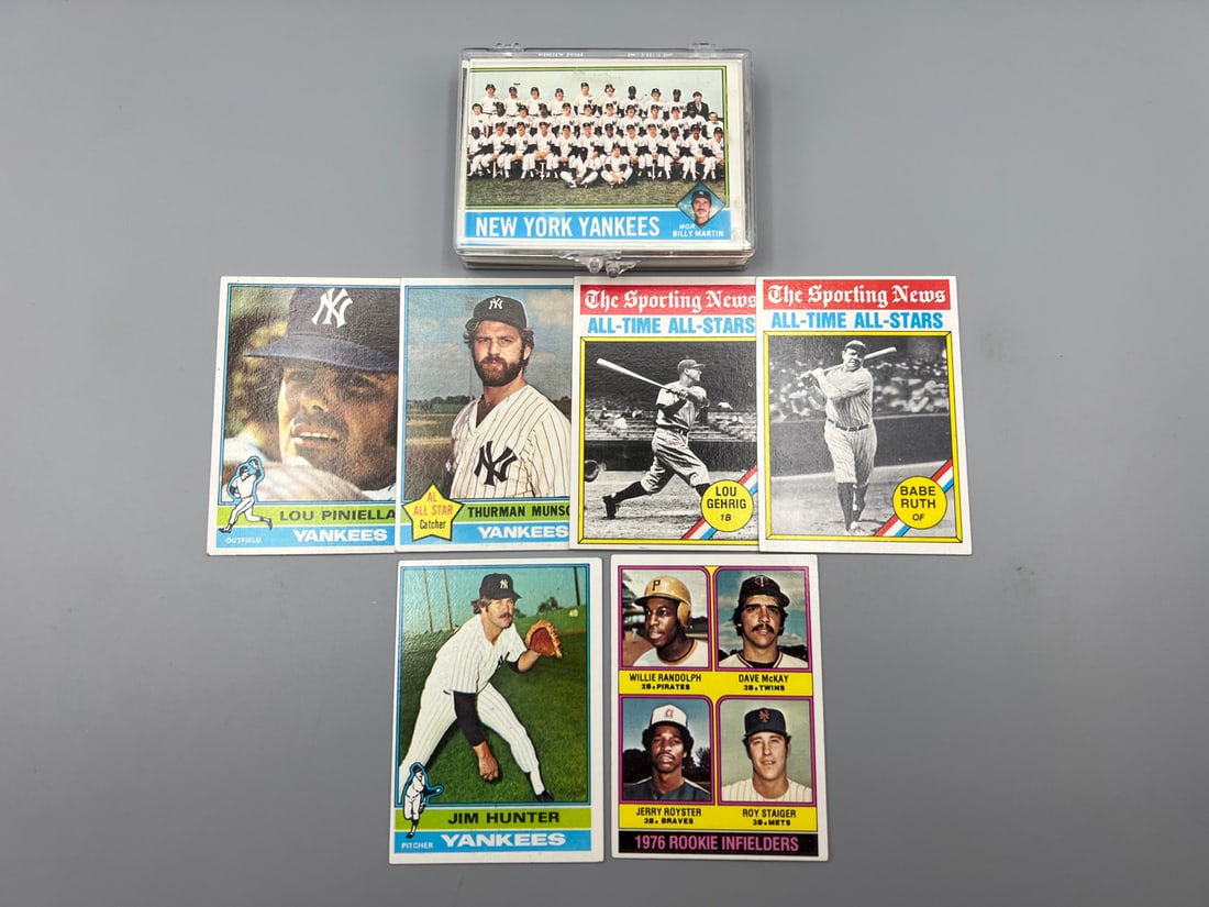 1976 Topps New York Yankees Baseball Team Set - Thurman Munson, Babe Ruth, Lou Gehrig, Jim Hunter, (1 of 2)