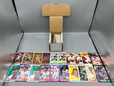Lot of (114) Wade Boggs Cards