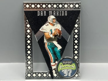 1997 Playoff Contenders Dan Marino Black Felt Pennants Insert