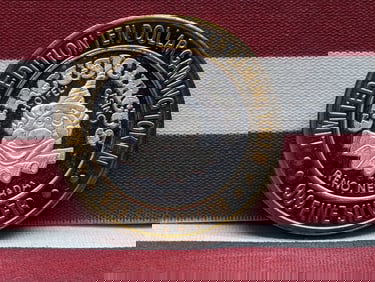 Limited Edition .999 FINE SILVER Center Circus Circus Casino $10 Gaming Token in Capsule