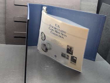 *EMPTY* U.S. Mint Uncirculated Coin Set Collector's Binder