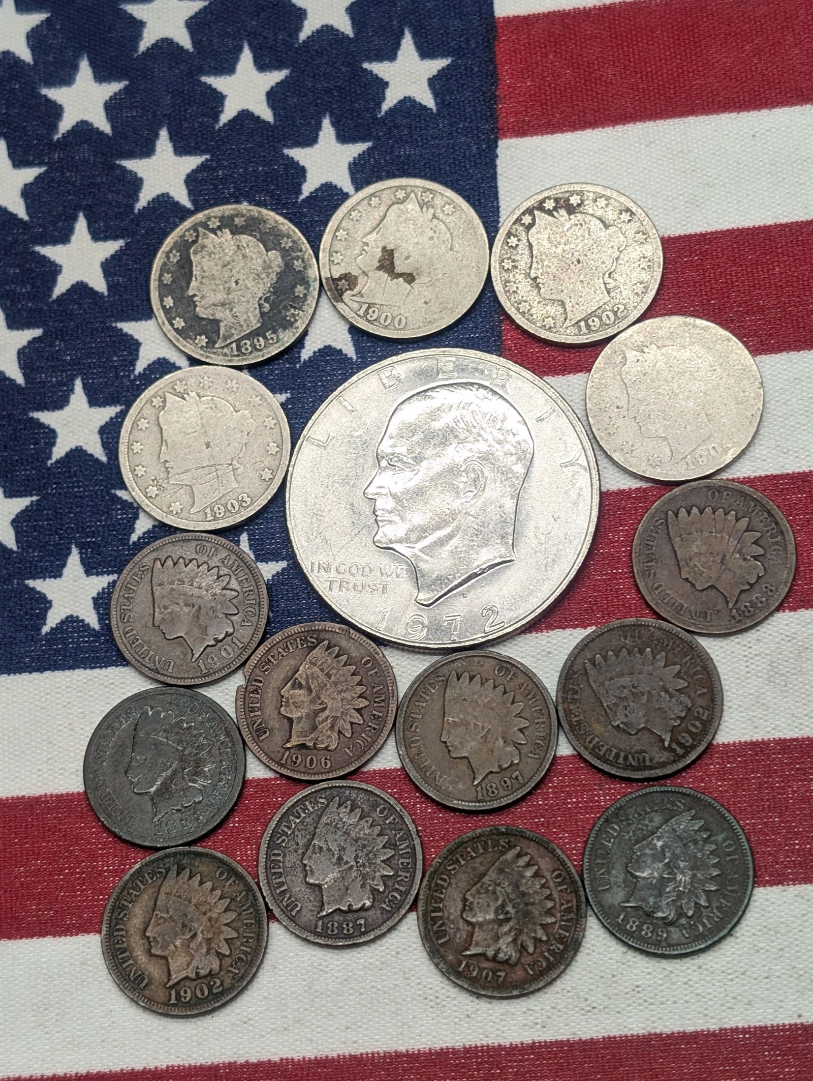 Various Vintage U.S. Coins, 1972-D IKE Dollar, (5) Liberty Head V Nickels, & (10) Indian Head Cents (1 of 4)