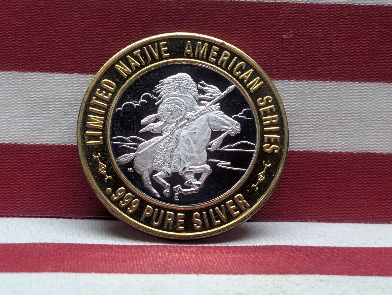 Limited Native American Series .999 PURE SILVER CENTER Sitting Bull Sioux Token (1 of 2)
