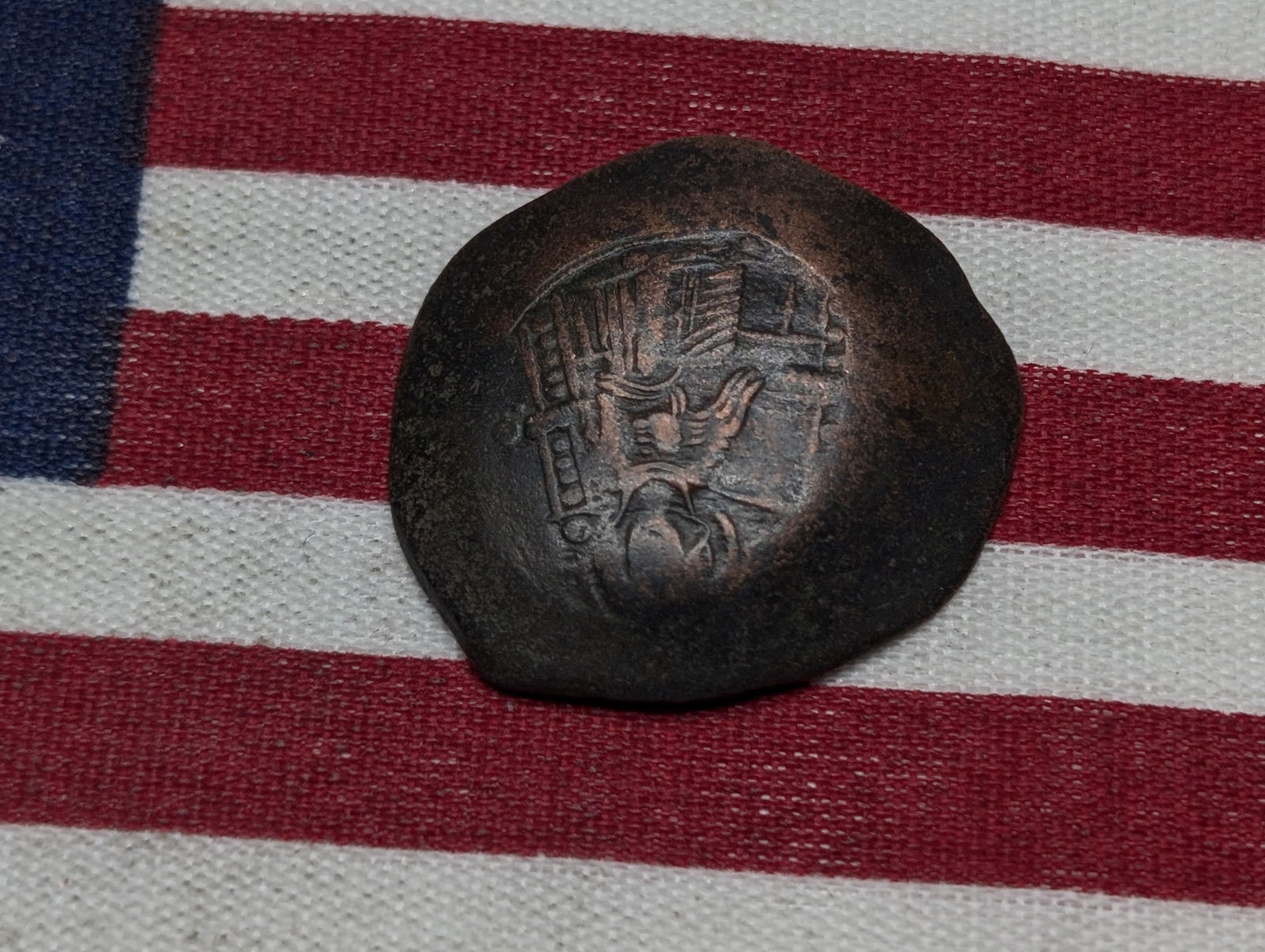 12th-14th Century (Depicting Jesus and Mary, EF+, Very High Grade) Byzantine Cup Coin-Medieval Coin, (1 of 2)