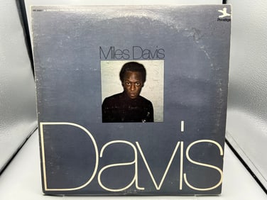 Miles Davis: Miles Davis (1972), original pressing with Van Gelder in dead wax, gatefold, 2 LPs,