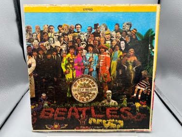1968 The Beatles Sgt. Pepper's Lonely Hearts Club Band Vinyl Album - SMAS-2653